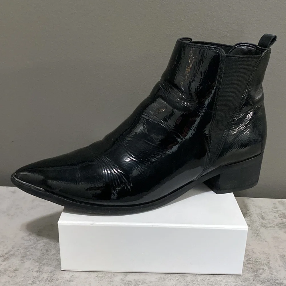Marc Fisher Patent Leather Pointy Toe Black Ankle Boot/Booties Size 9.5